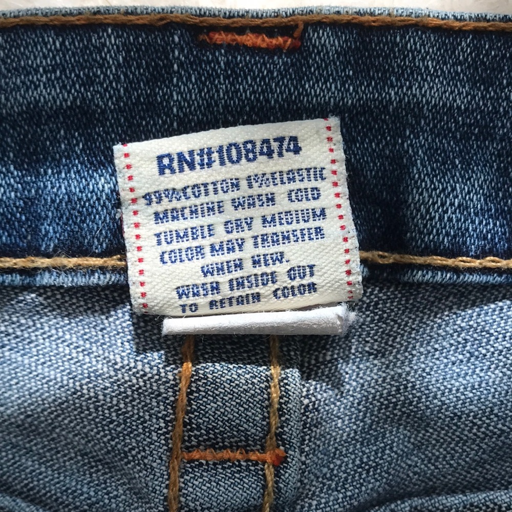 True Religion distressed flare jean 25 - Picture 6 of 13